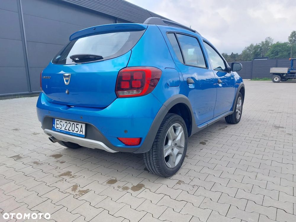 Dacia Sandero - 5