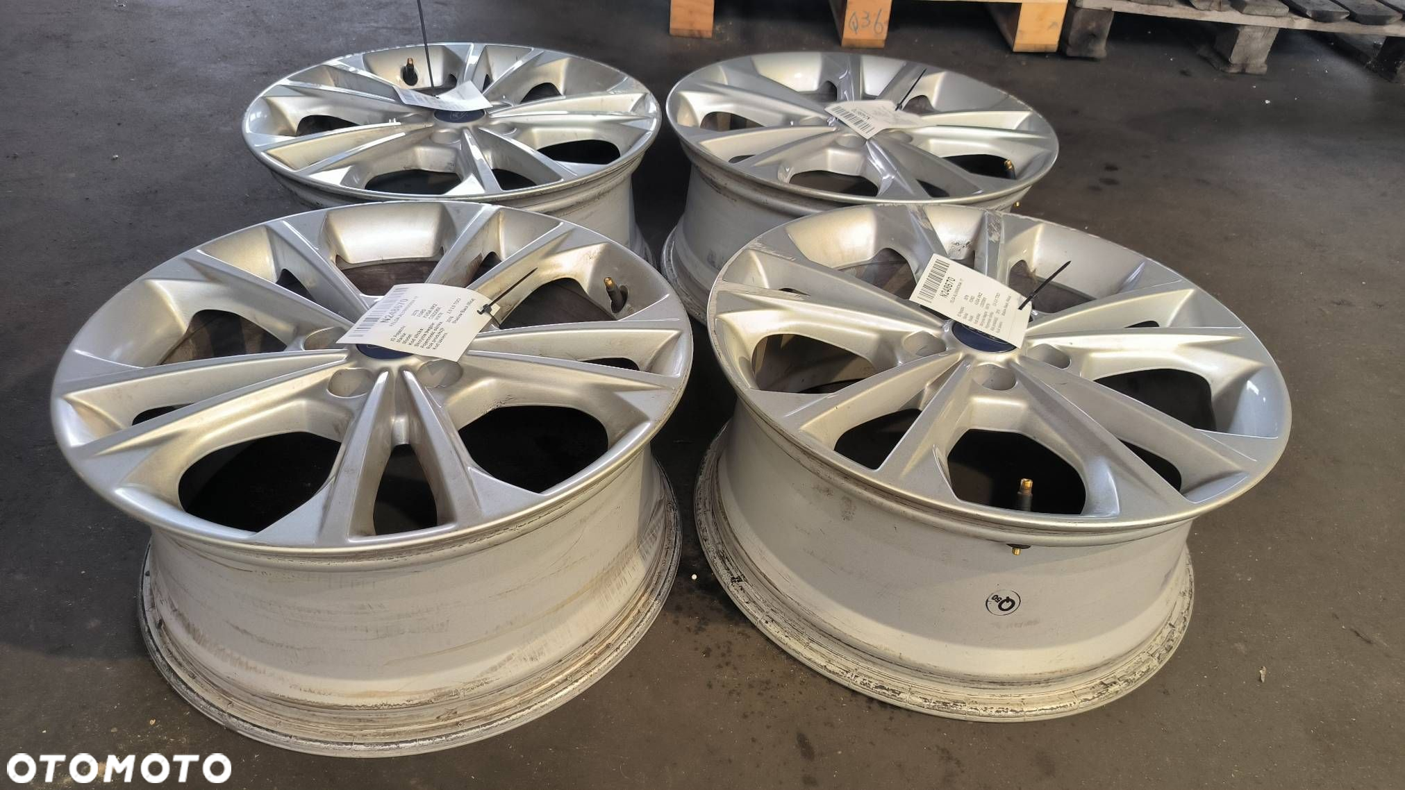 FELGA ALUMINIOWA 17 FORD KUGA MK2 - 2