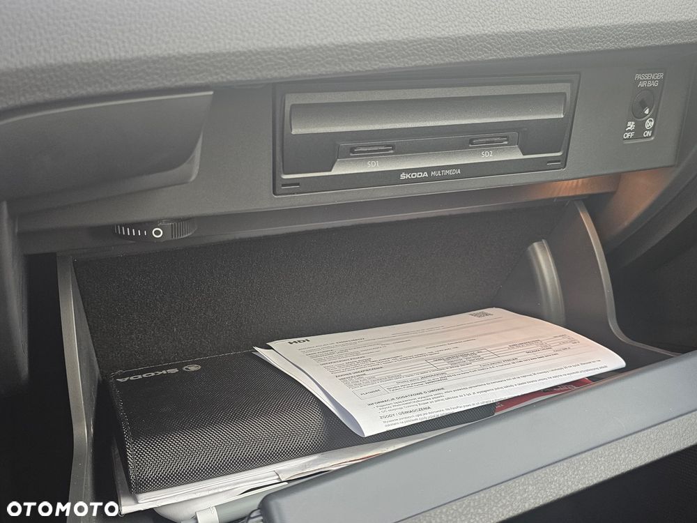 Skoda Superb 2.0 TDI SCR Style DSG - 17