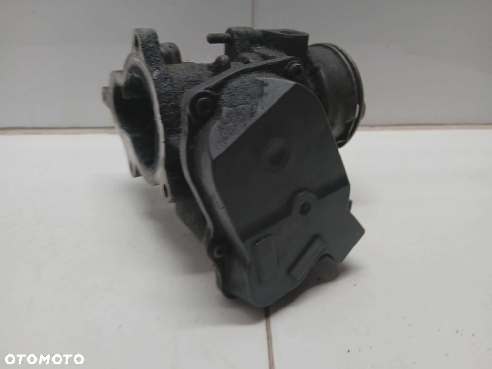 PRZEPUSTNICA AUDI VW PASSAT B6 (3C2) 1.9 TDI 03G128063C A2C53099815 - 3