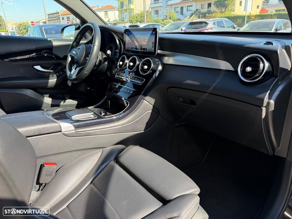 Mercedes-Benz GLC 300 e Coupé 4Matic - 17