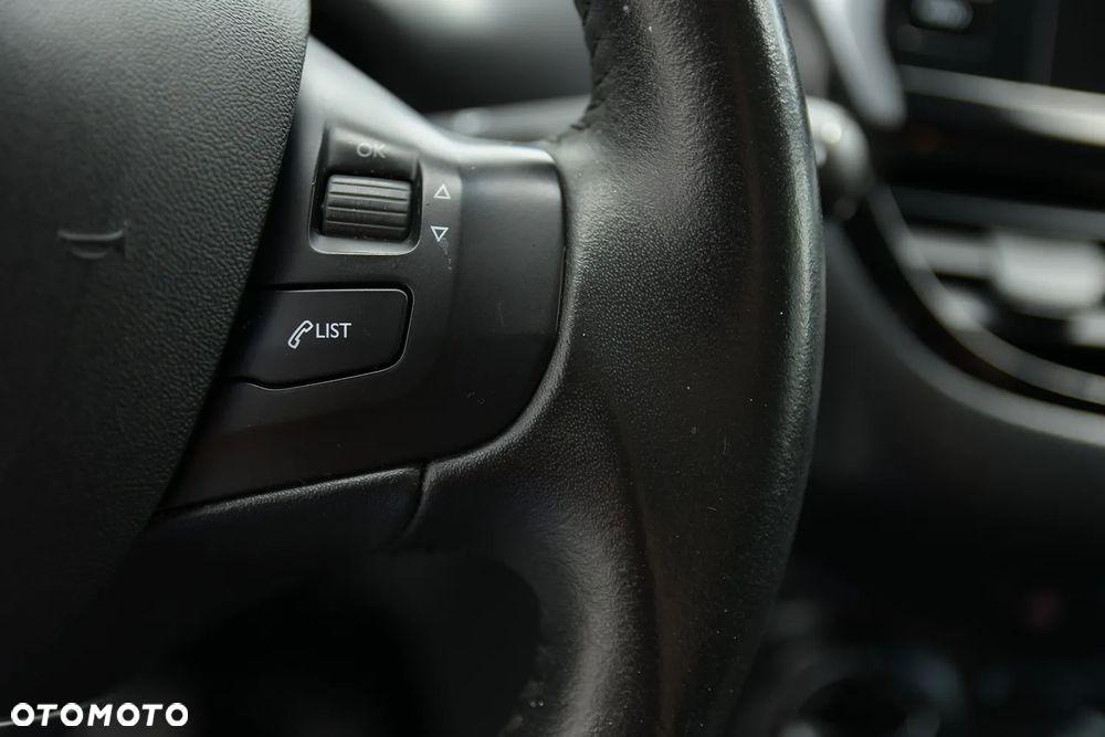 Peugeot 208 - 31
