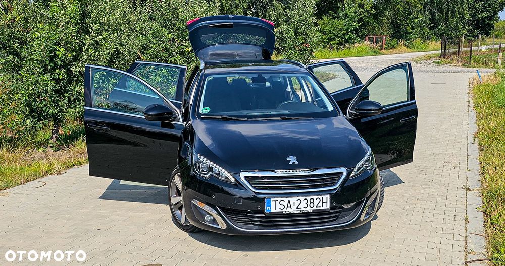 Peugeot 308 1.2 PureTech Allure S&S EAT6 - 11