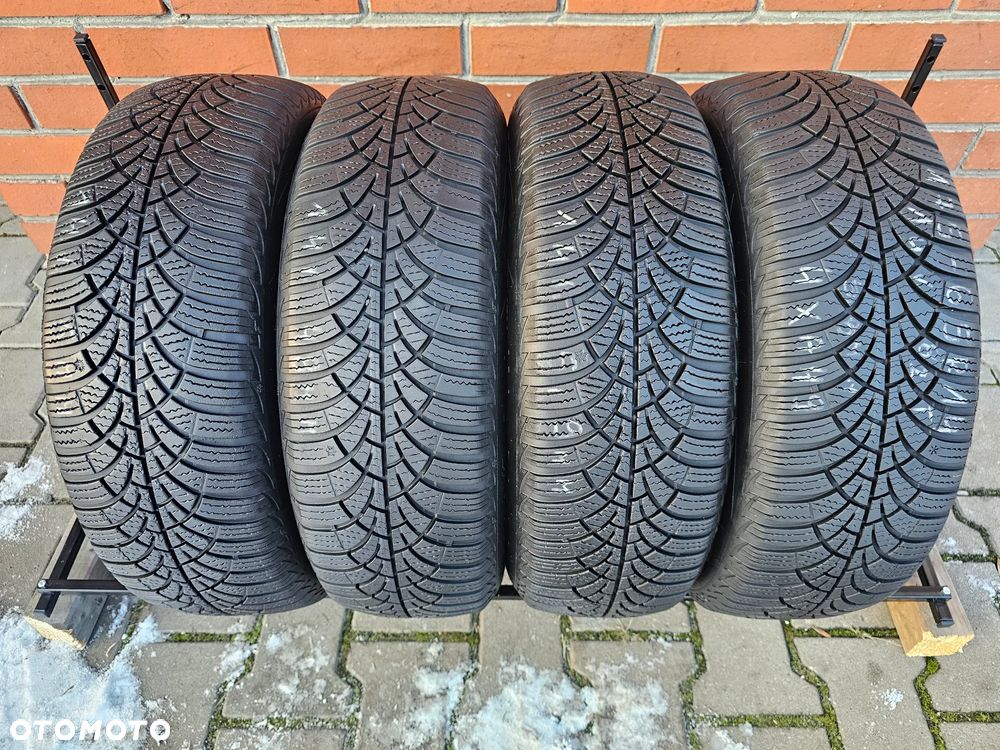 (A49) 175/65R14 82T 5,5mm / GoodYear UltraGrip 9 - 1