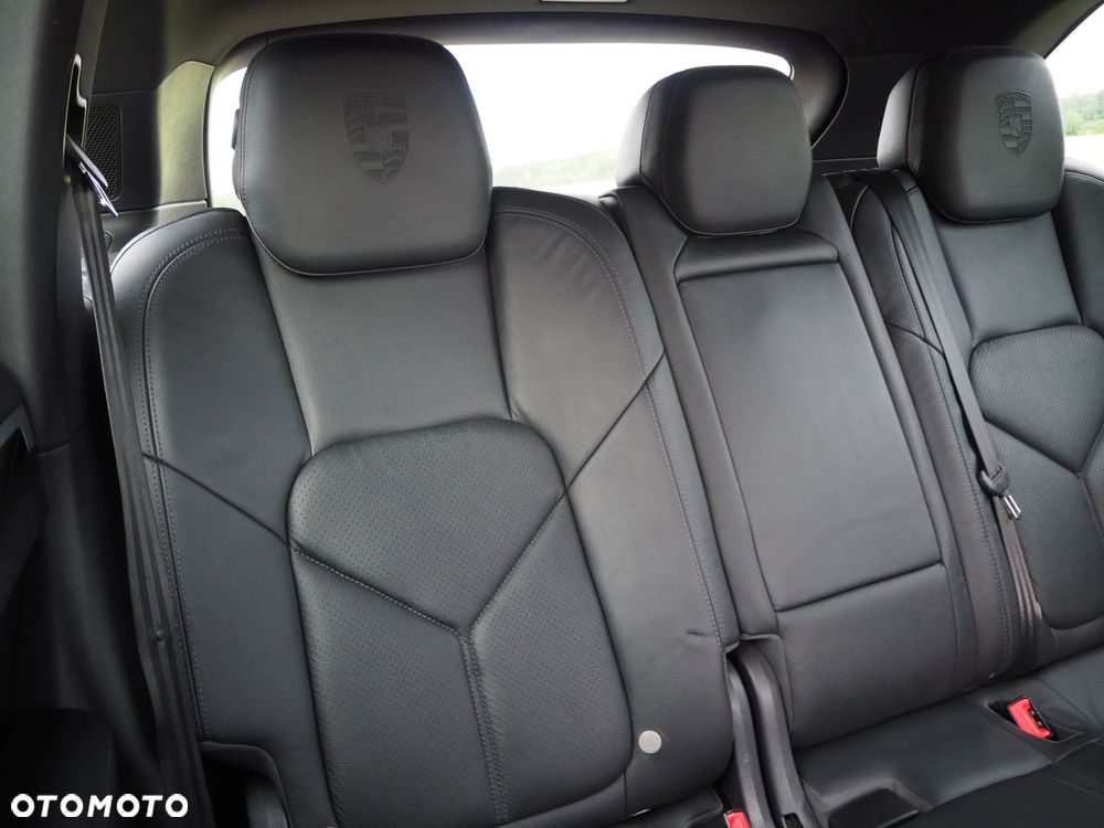 Porsche Cayenne Diesel Platinum Edition - 20