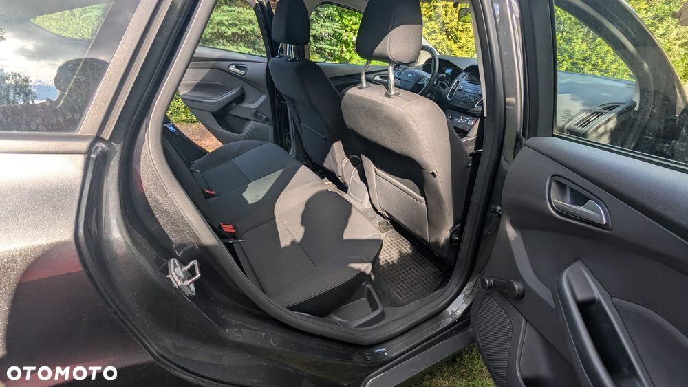 Ford Focus 1.6 Trend - 13