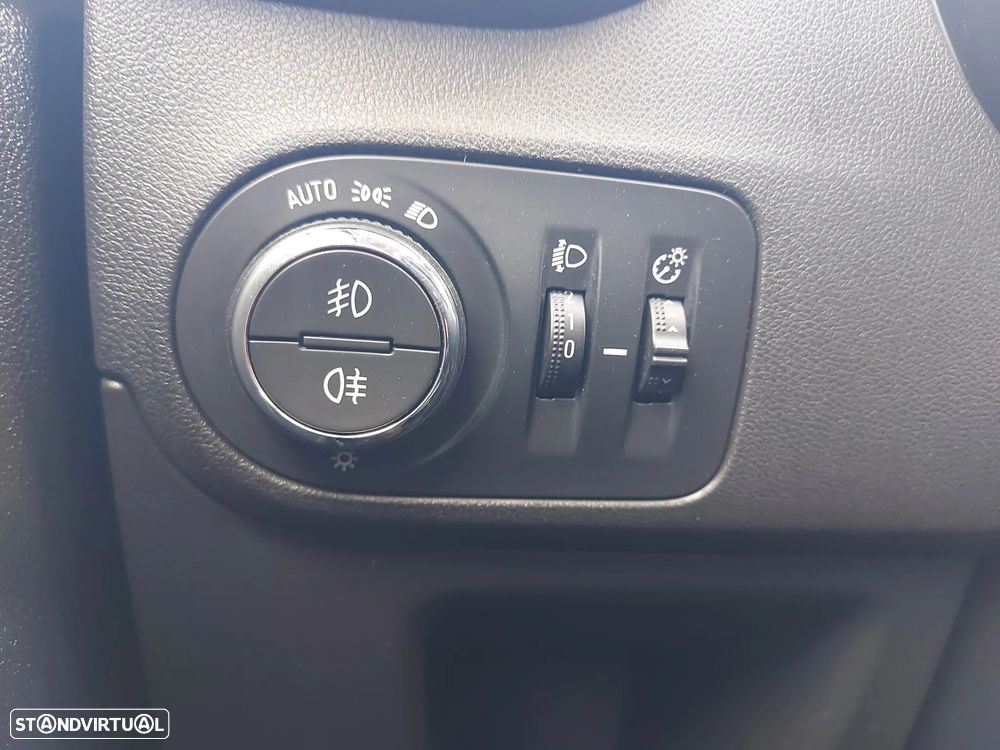 Opel Crossland 1.2 T Elegance - 26