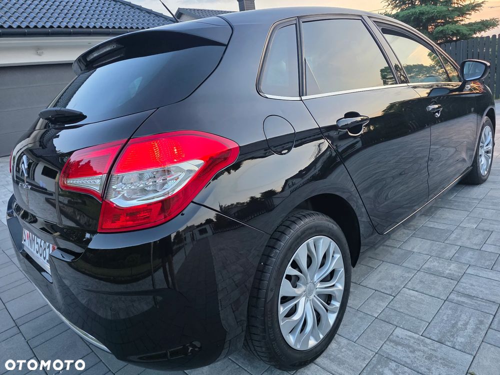 Citroën C4 VTi 120 Exclusive - 3