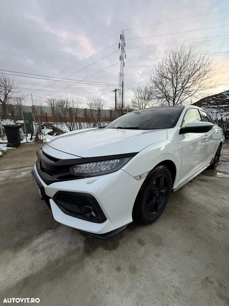 Honda Civic 1.5 i-VTEC Turbo Sport Plus - 9