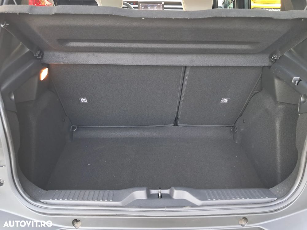 Citroën C3 1.2 PureTech 100 S&S BVM6 MAX - 23