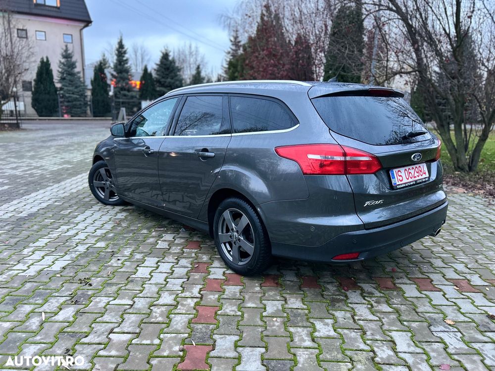 Ford Focus Turnier 1.5 EcoBoost Start-Stopp-System Titanium - 3
