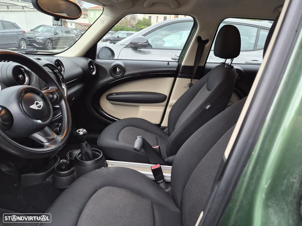 MINI Countryman One D - 4