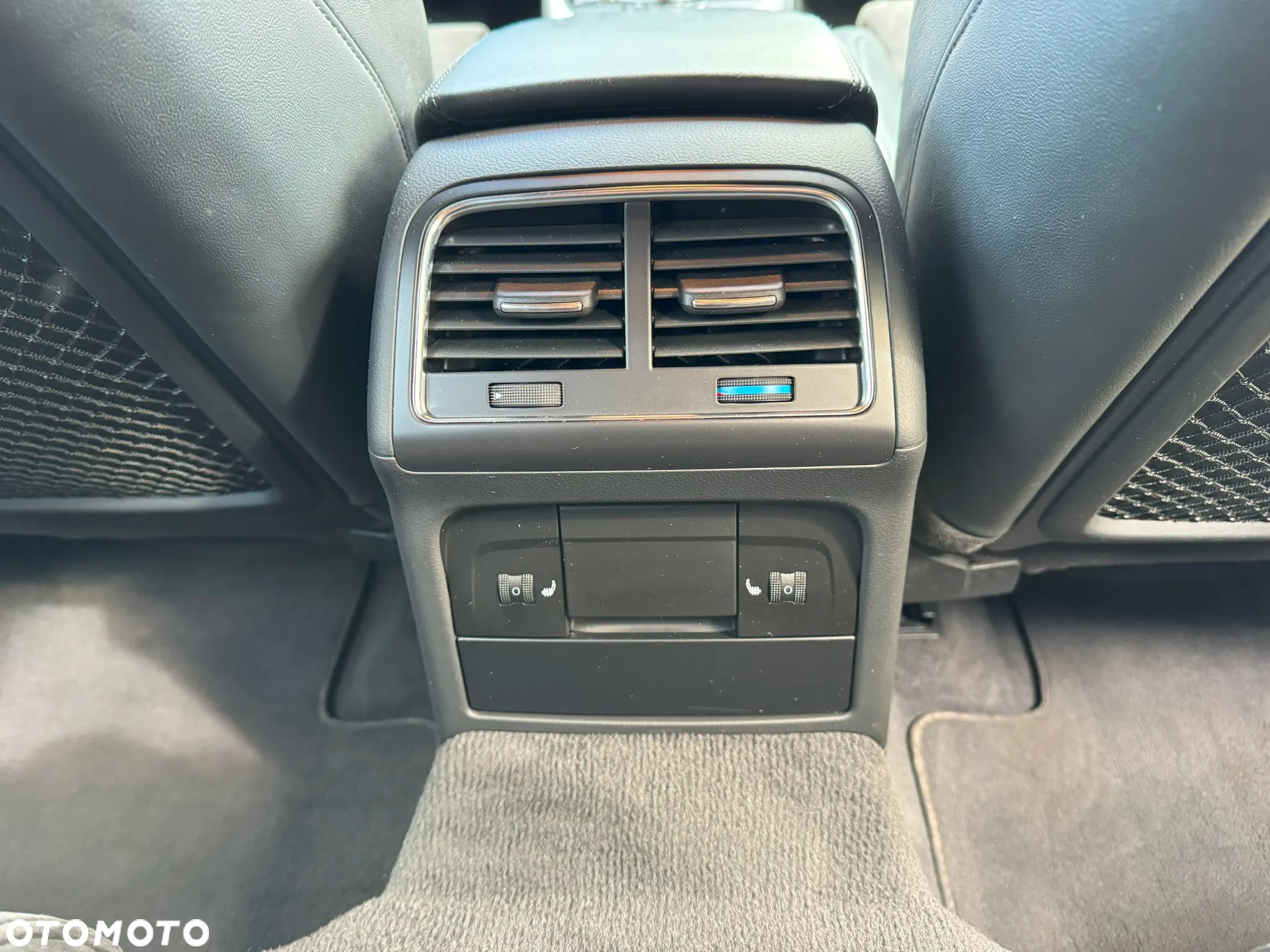Audi A4 2.0 TFSI Quattro S tronic - 36