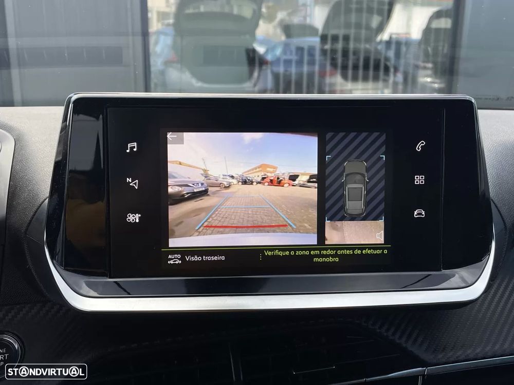 Peugeot 2008 1.2 PureTech Allure EAT8 - 40