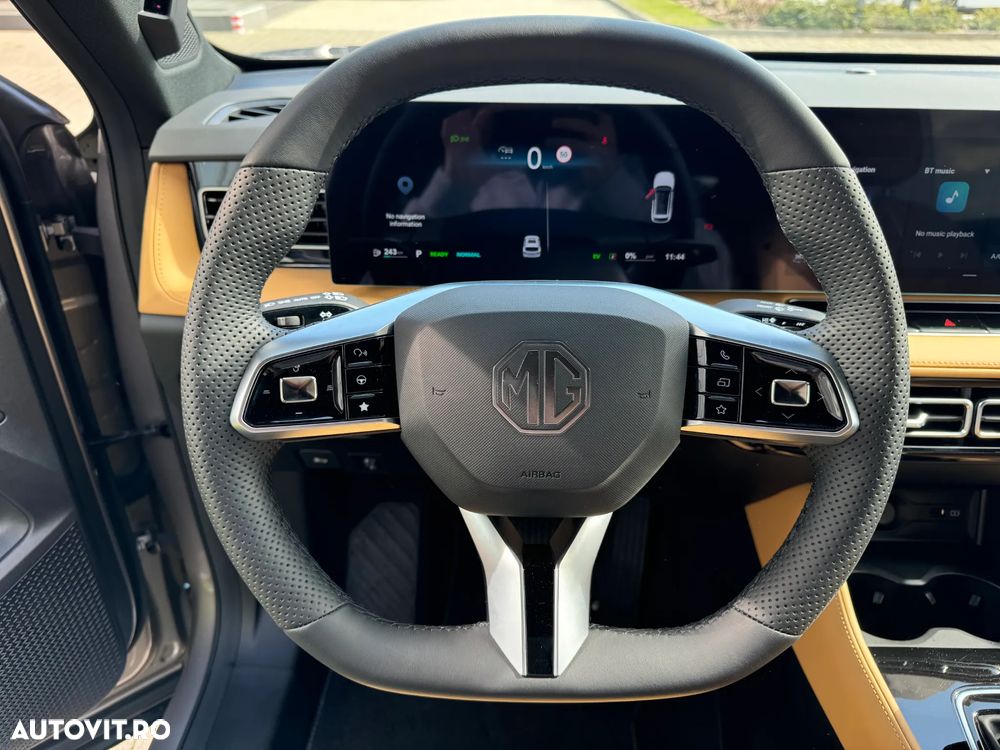 MG HS 1.5 T-GDi HEV Exclusive - 12