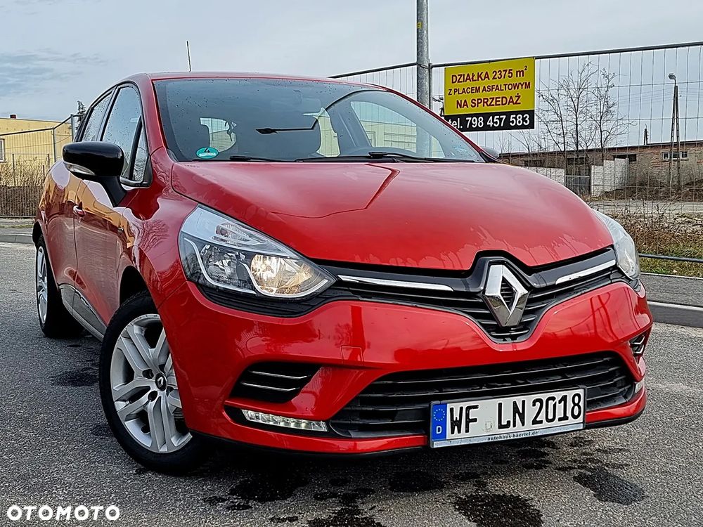 Renault Clio 1.2 16V 75 LIMITED - 12