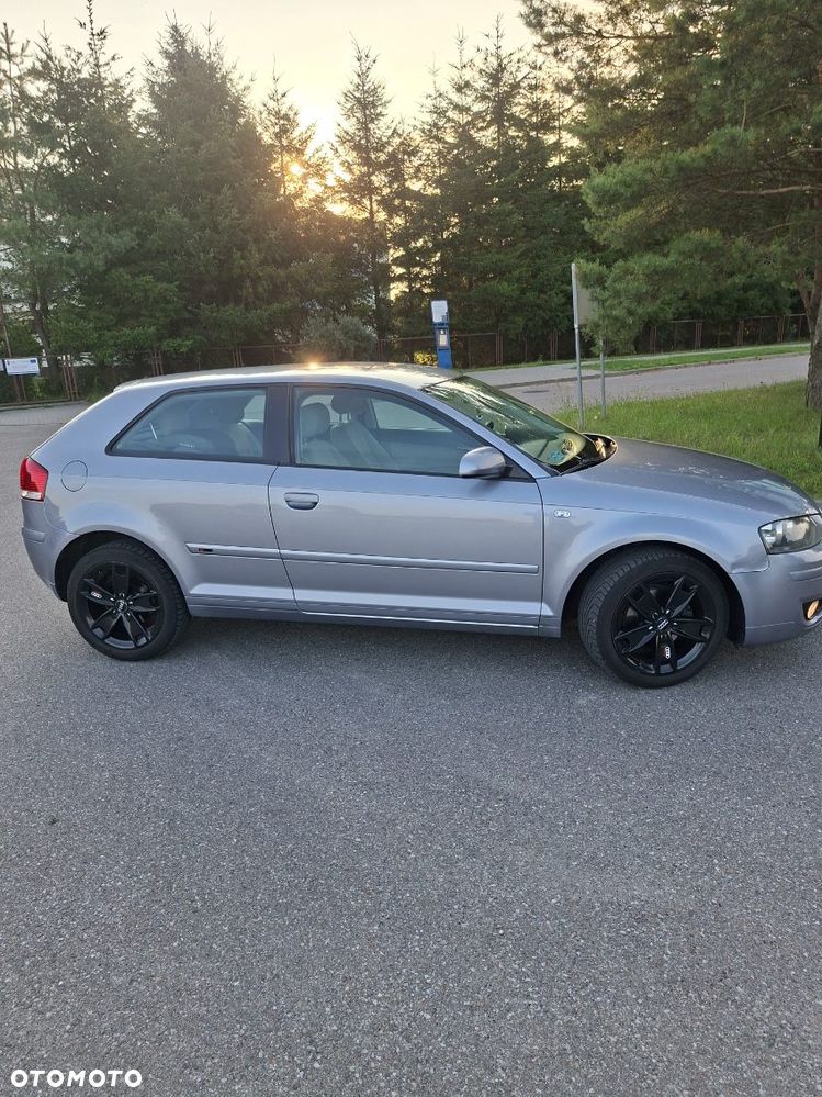 Audi A3 3-drzwiowe 1.6 Ambition - 7