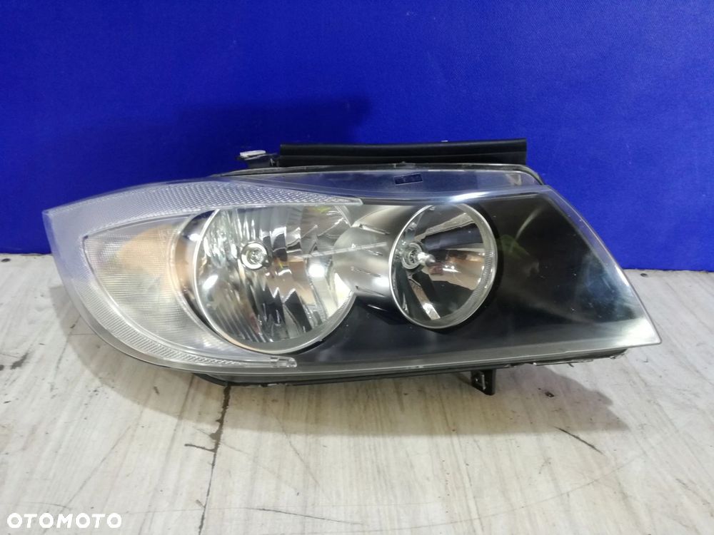 BMW 3 E90 E92 lampa reflektor przód prawa Anglik - 1