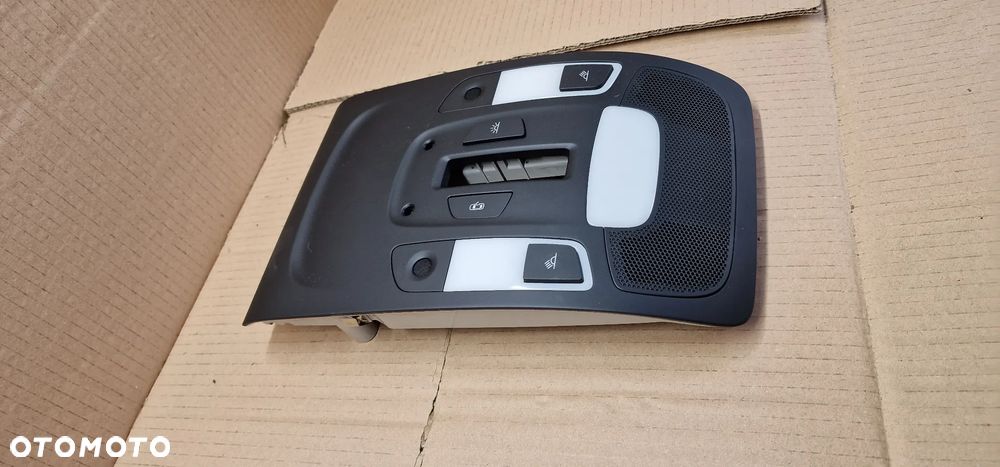 Lampka oświetlenie kabiny podsufitki Audi A6 C7 S-Line 4G0947135D - 3
