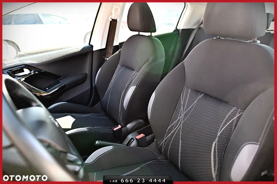 Peugeot 208 1.2 VTi Style - 14