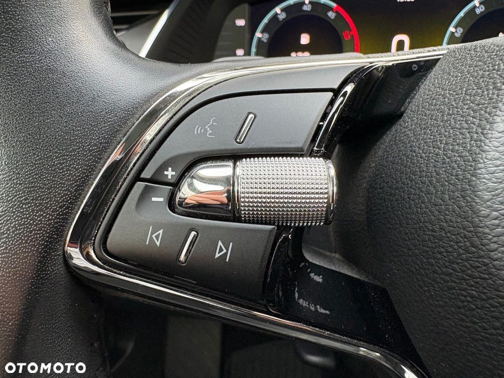 Skoda Octavia 2.0 TDI Ambition DSG - 21