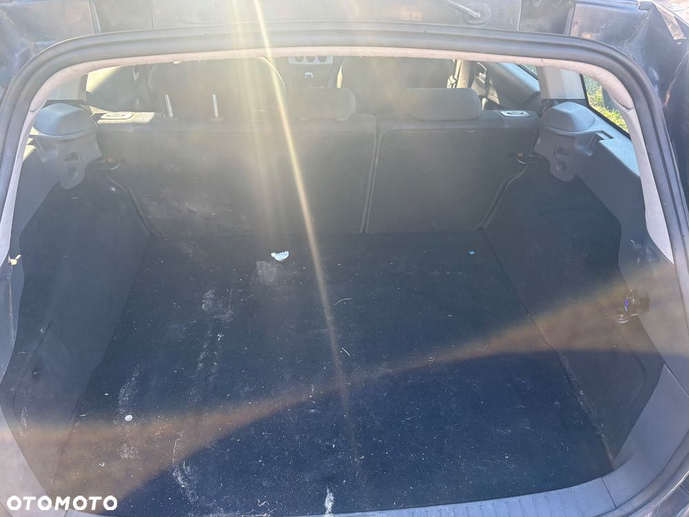 Ford Focus 1.6 TDCi Ambiente - 8