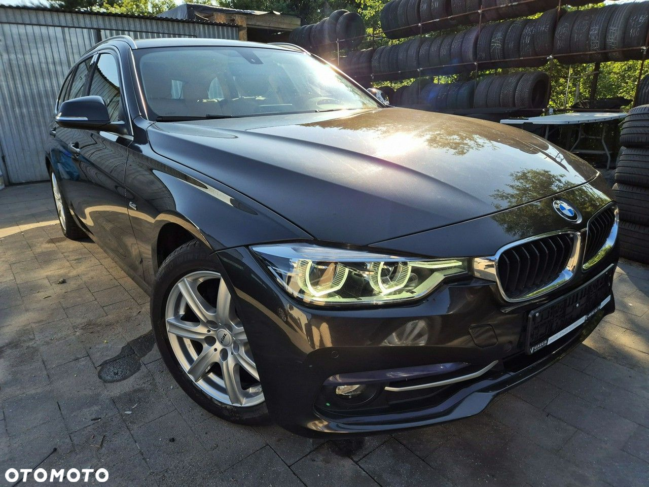BMW Seria 3 320d Touring Sport Line - 2
