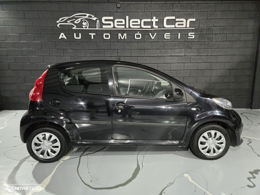 Peugeot 107 1.0 Urban - 6