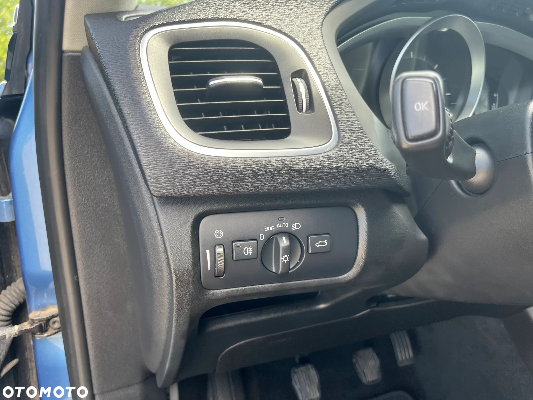 Volvo V40 D2 Momentum - 24