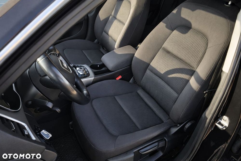 Audi A4 Avant 2.0 TDI S tronic - 10