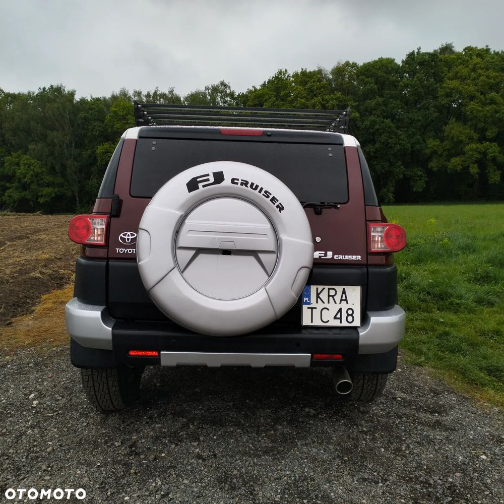 Toyota FJ 4.0 - 9
