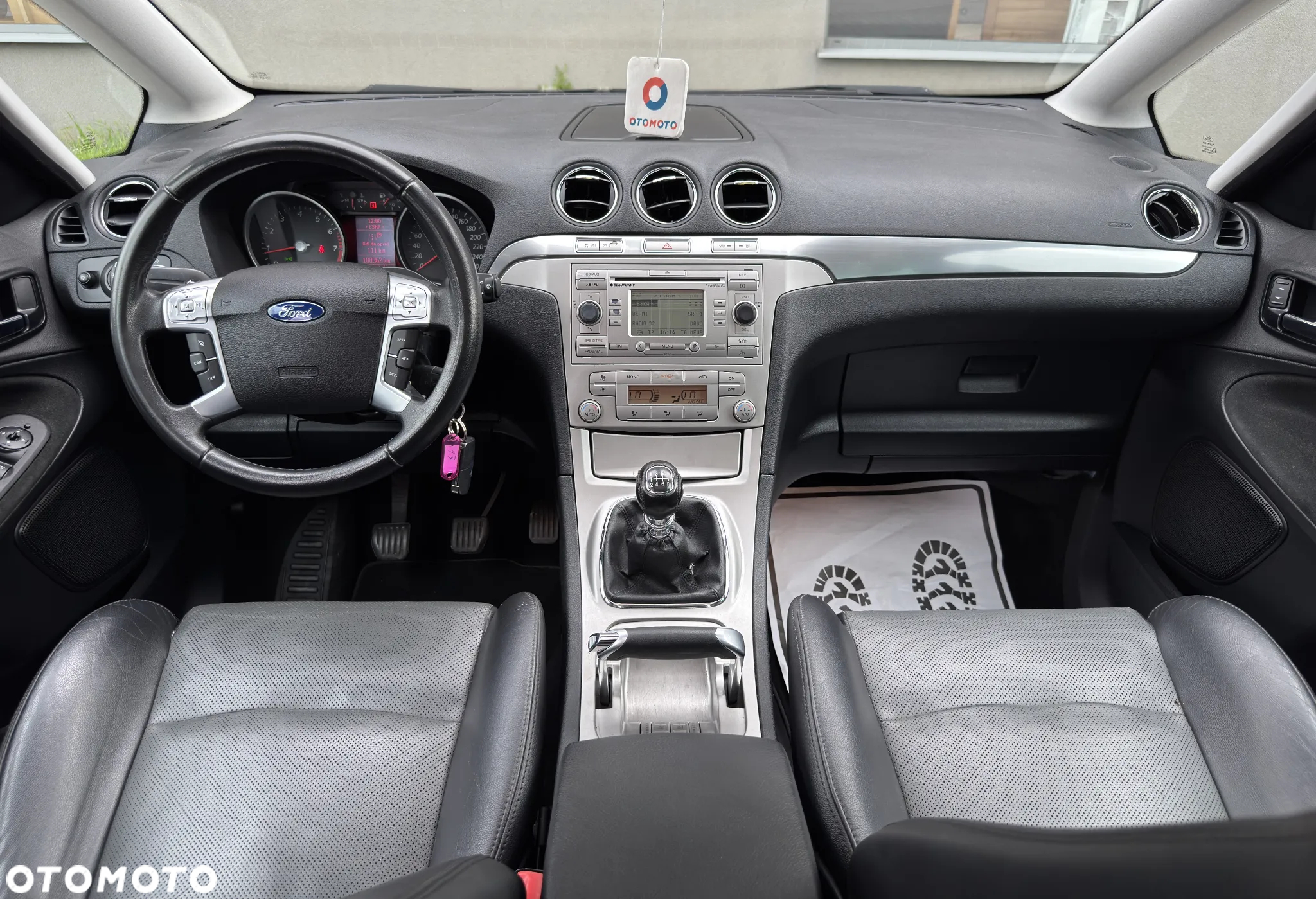 Ford S-Max 2.5 Titanium - 28