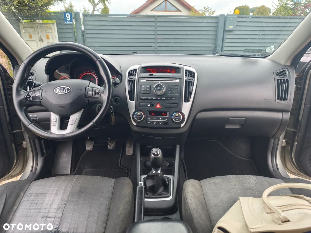 Kia Ceed 1.6 Crdi Comfort - 6