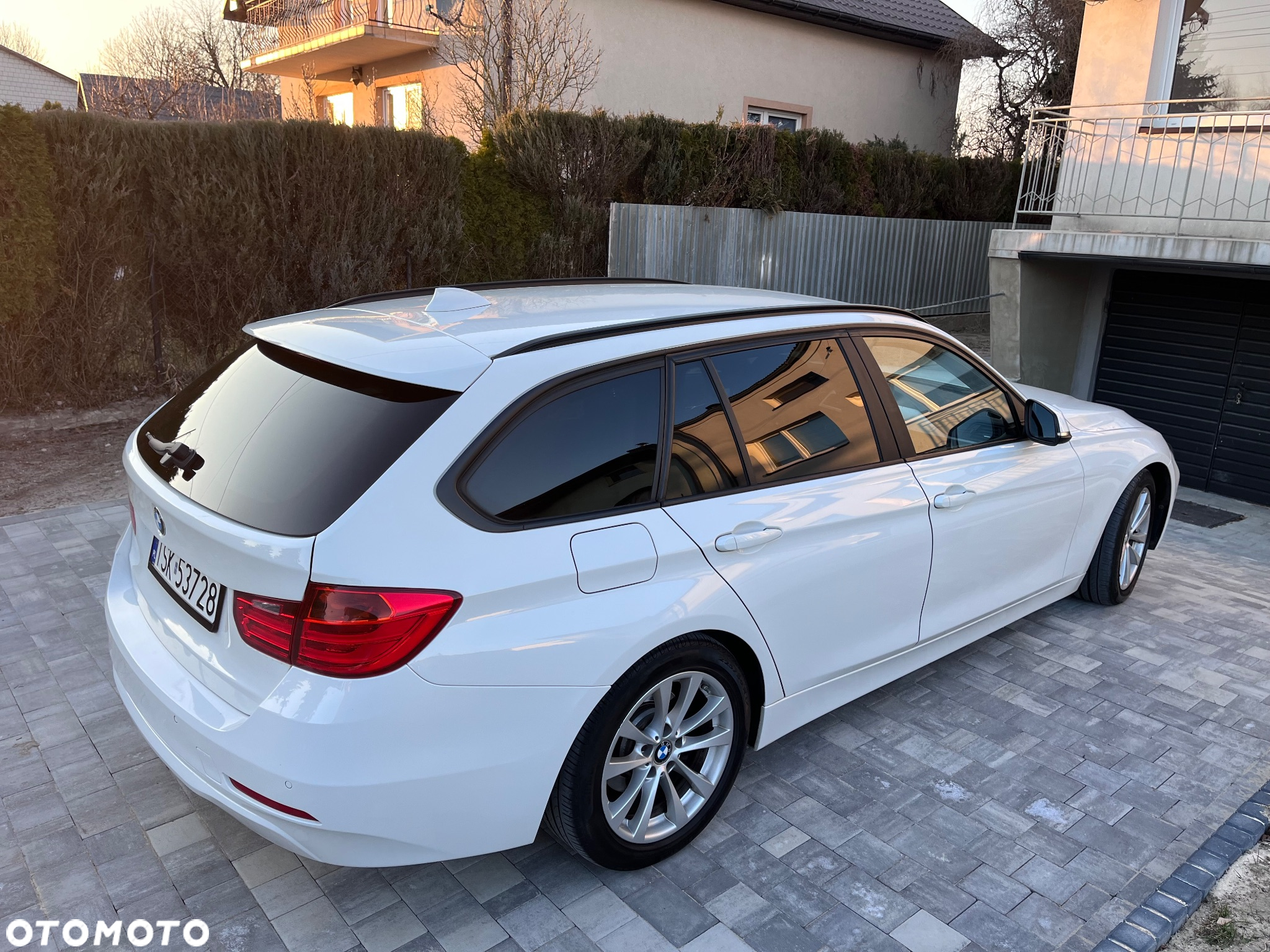 BMW Seria 3 318d xDrive - 3