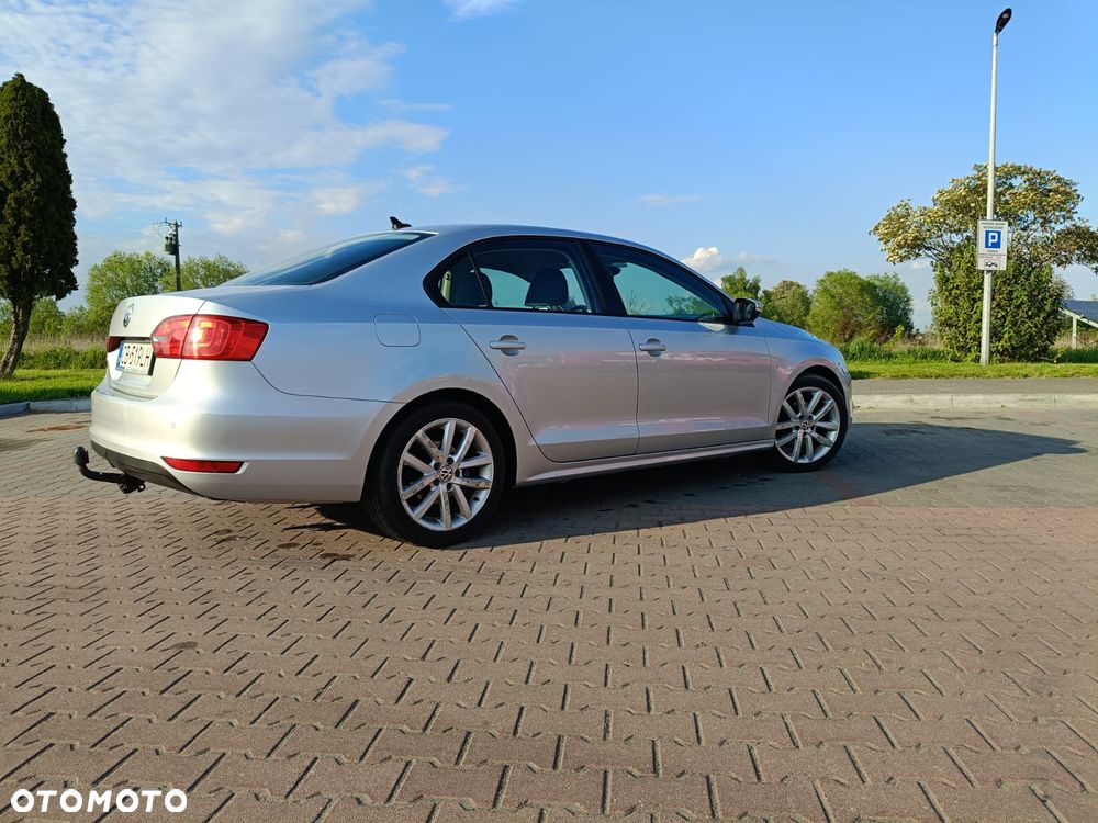 Volkswagen Jetta 1.2 TSI Comfortline - 7