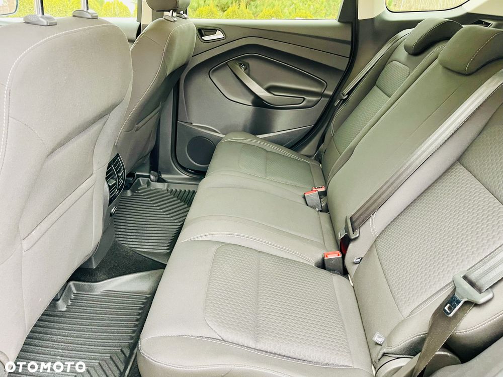 Ford Kuga - 6