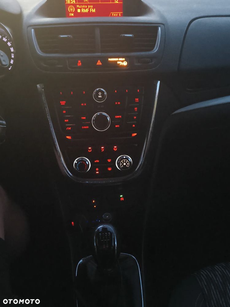 Opel Mokka 1.6 Essentia S&S - 8