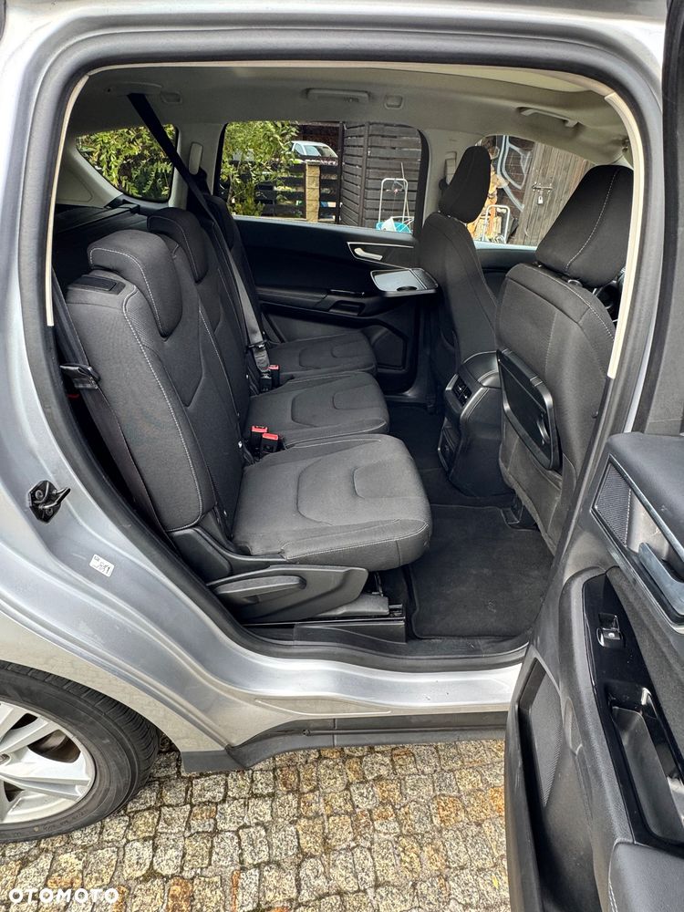 Ford S-Max - 22