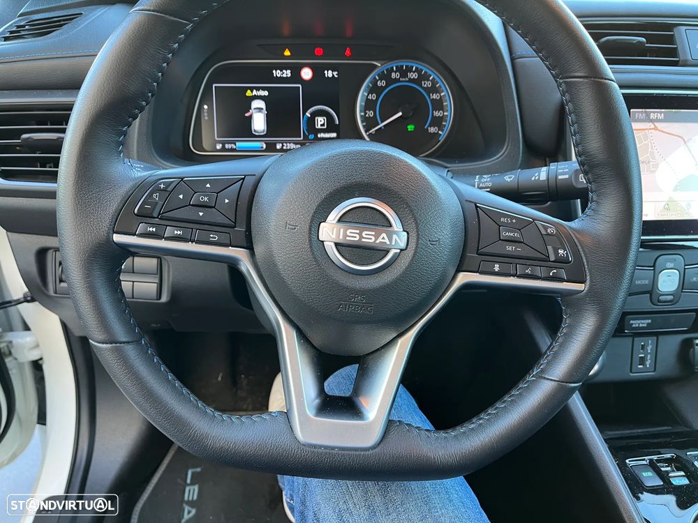 Nissan Leaf N-Connecta - 15