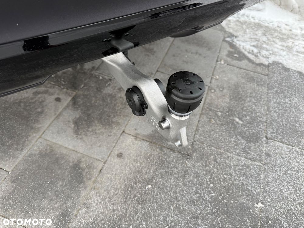 Mercedes-Benz GLS - 21