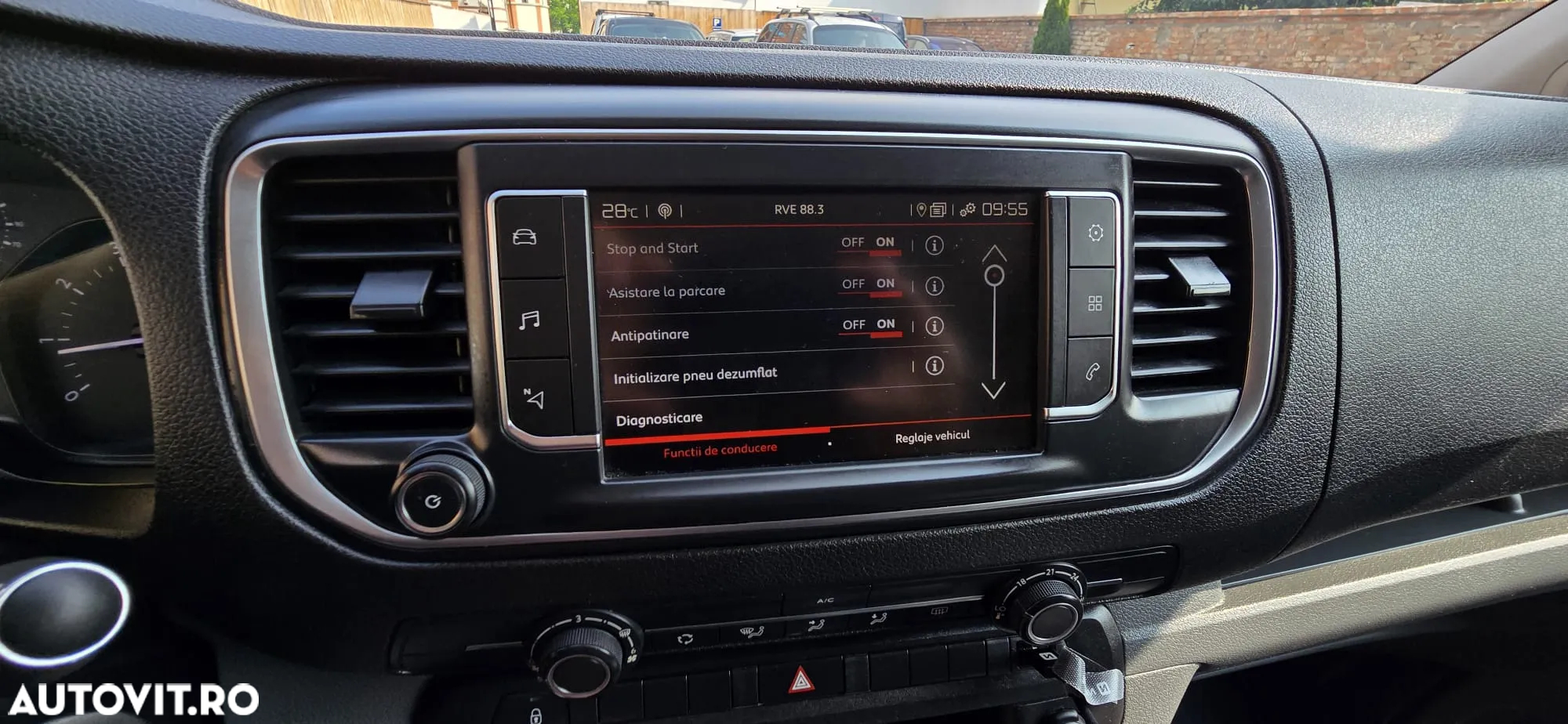 Citroën SpaceTourer XL 1.5 BlueHDi 120 Feel - 11