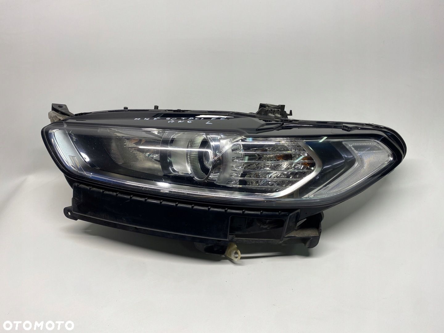 LAMPA LEWA PRZÓD MONDEO MK5 SOCZEWKA UK - 1