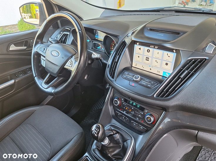 Ford Kuga 2.0 TDCi 4x2 Titanium - 21
