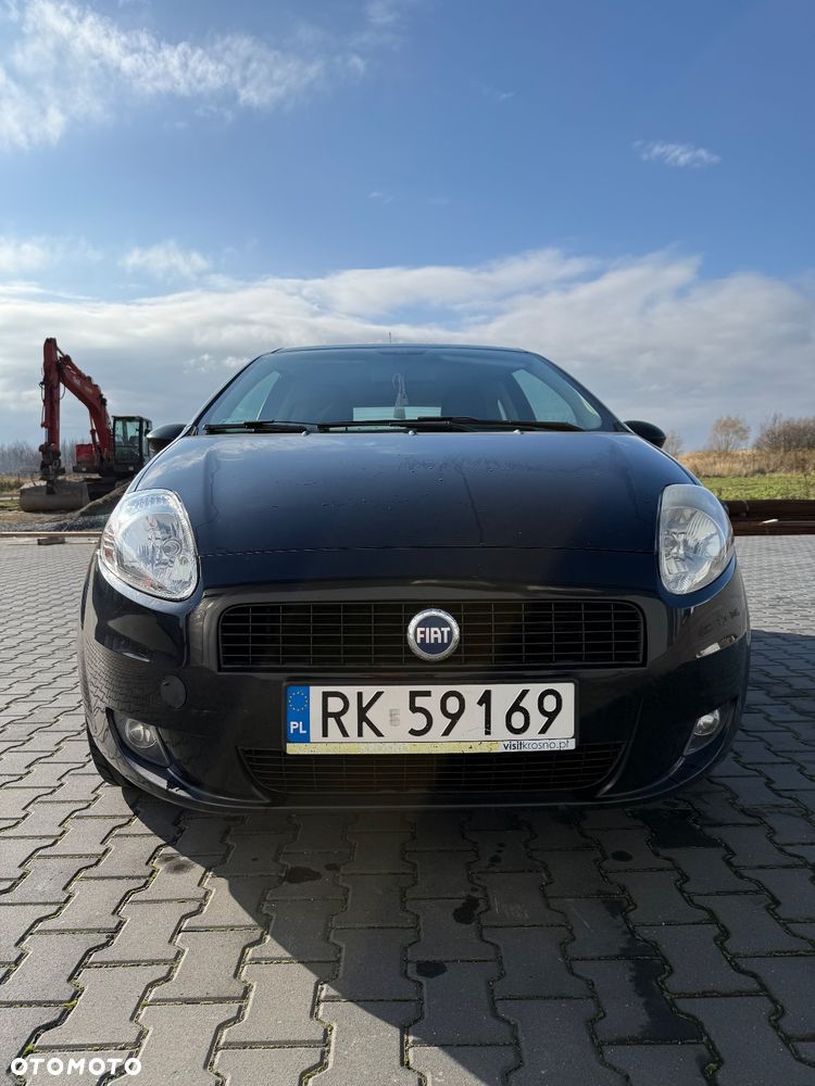 Fiat Grande Punto - 5