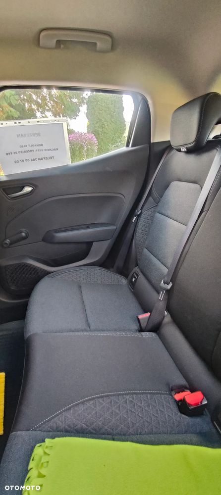 Renault Clio - 23