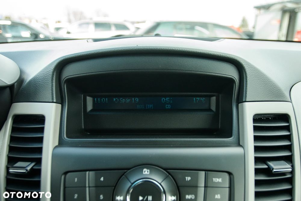 Chevrolet Cruze 1.6 LS - 18