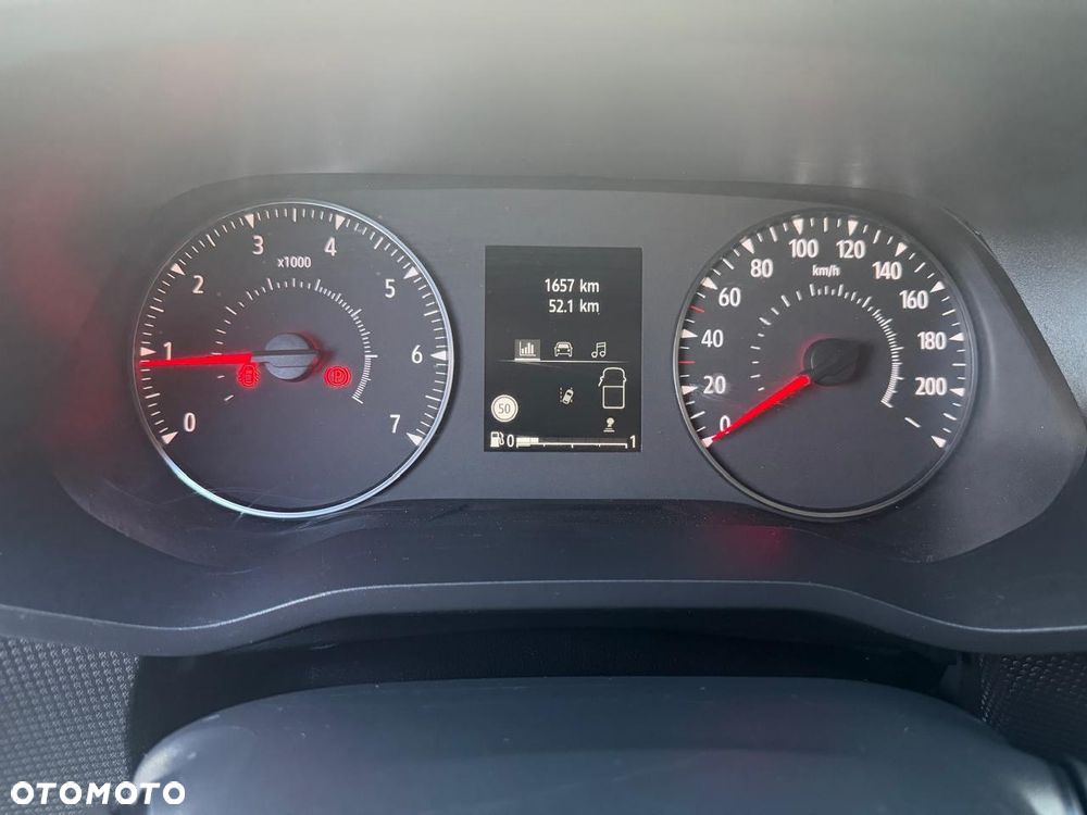 Renault Trafic - 25