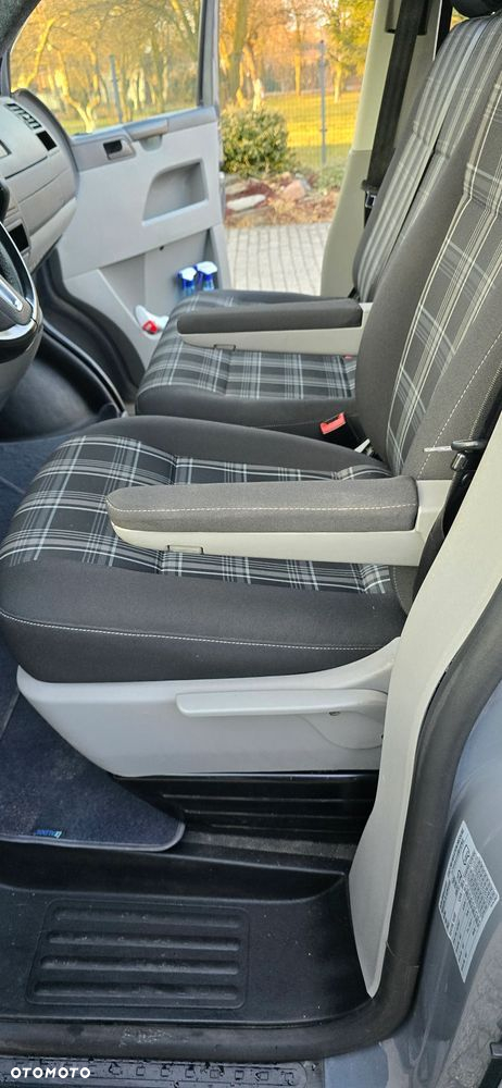 Volkswagen Transporter - 28