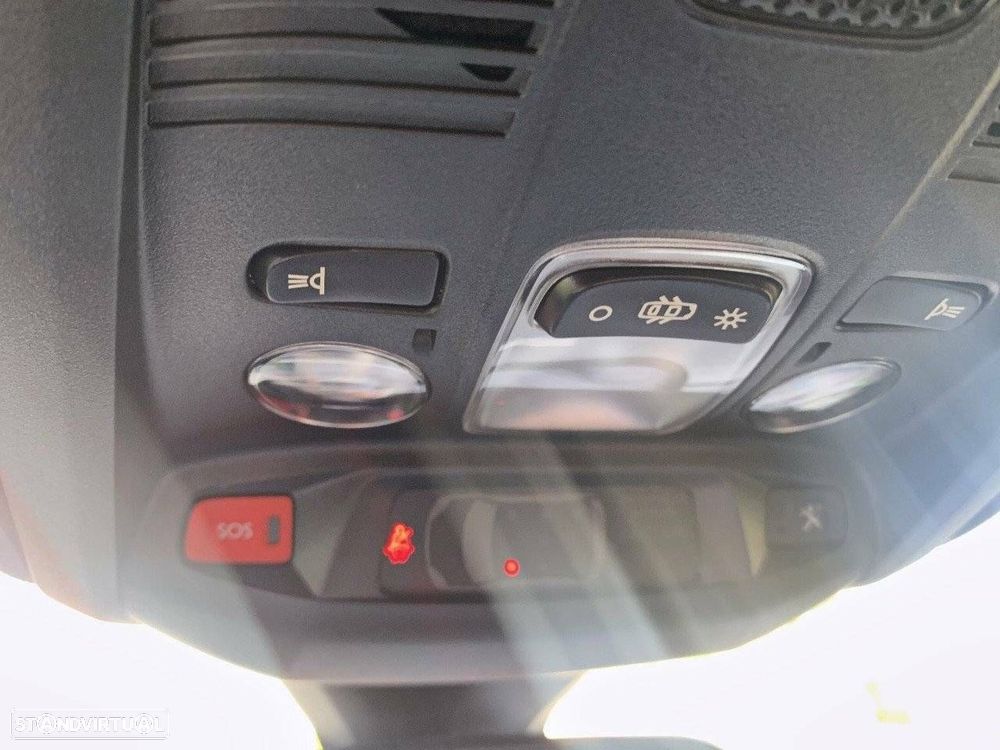 Peugeot 5008 1.2 PureTech Allure Pack EAT8 - 19