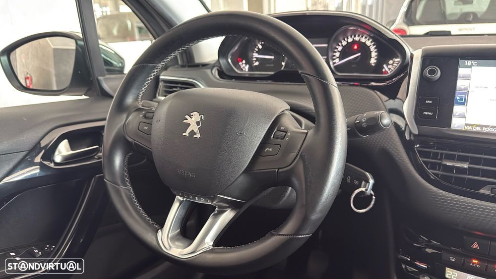 Peugeot 208 PureTech 82 Start & Stop Allure - 8